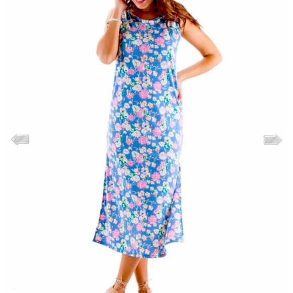 Queen Bee Maternity Nursing Maxi Dress - Picture 3 of 13